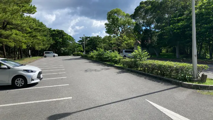 座喜味城跡の駐車場